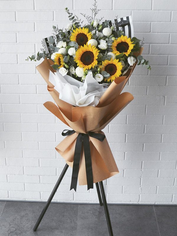 sunflower-eustoma-opening-flower-stand