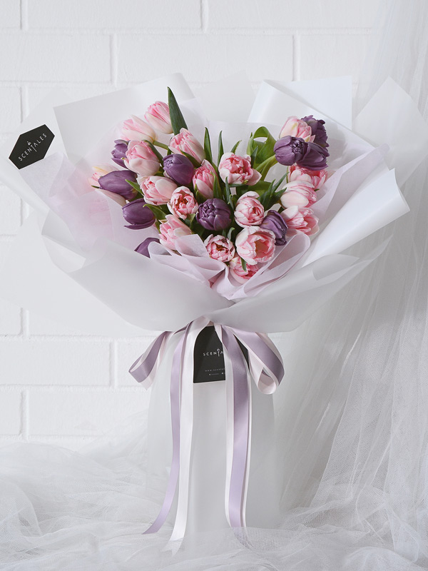 minimalist-pink-purple-tulip-flower-bouquet-white