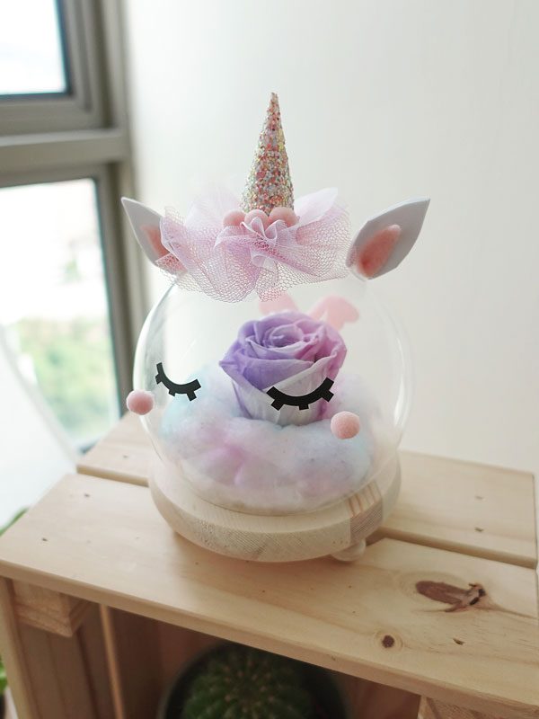 bubu-the-unicorn-preserved-rose-glass-globe