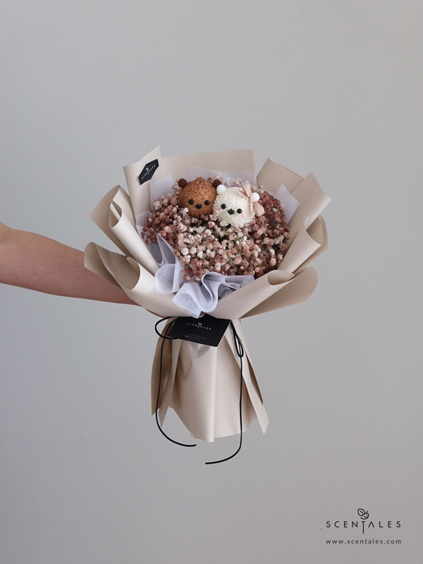 vday2026-bear-with-me-fresh-flower-bouquet-03-600x800